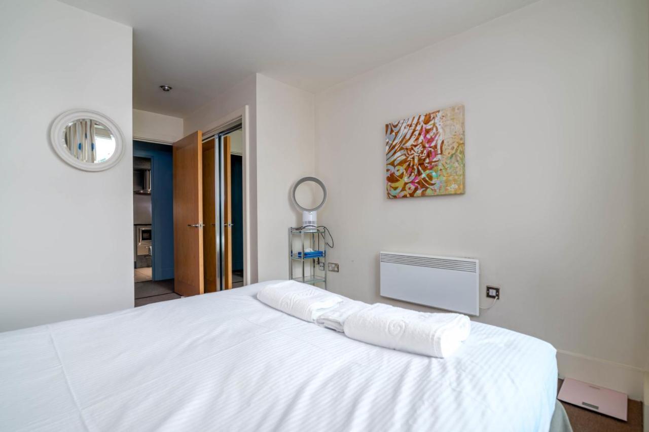Guestready Superb Overlooking River Thames Appartement